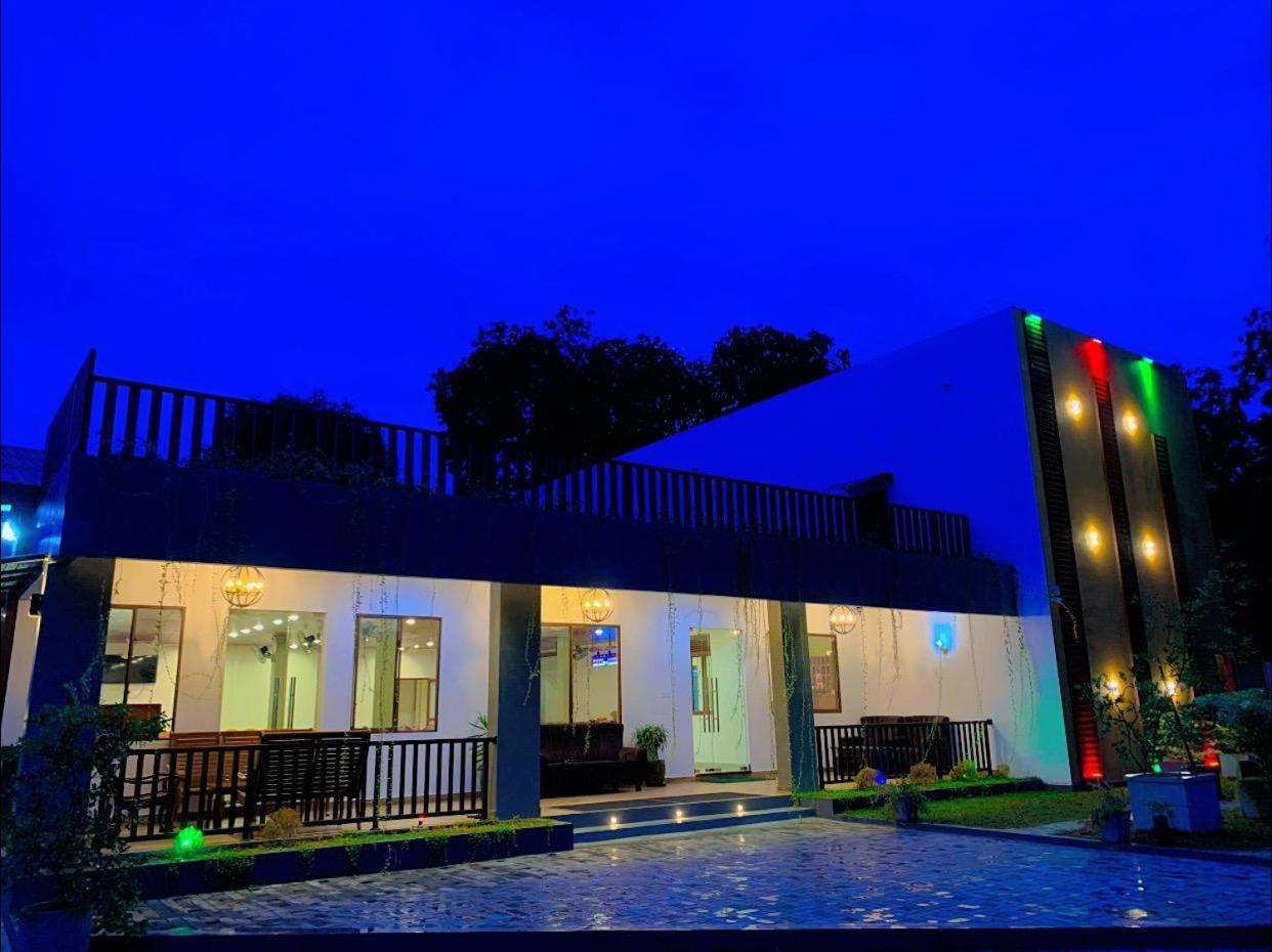 Ud Garden Hotel Kataragama Exterior photo